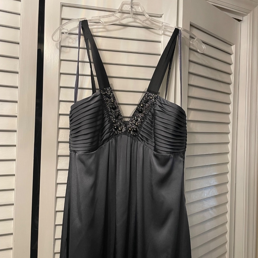 Evening gown - Picture 2 of 3
